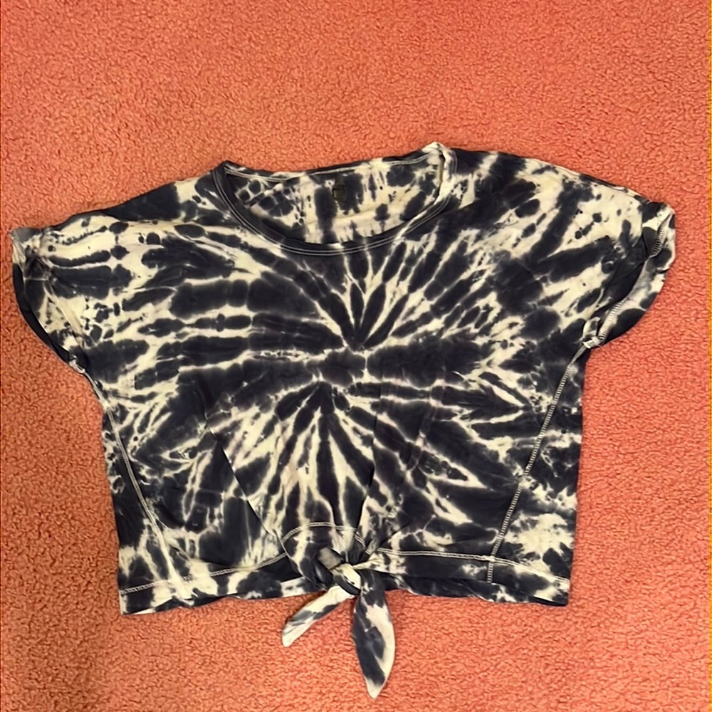 Me To We Tie Dye Crop Top With Tie